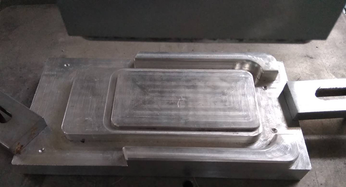 手機殼裝飾條超聲波焊接模具