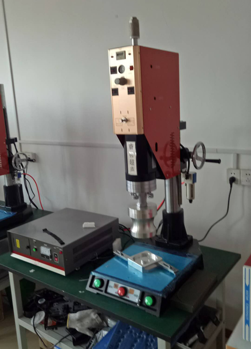 家用小電器加濕器水箱蓋密封超聲波焊接機