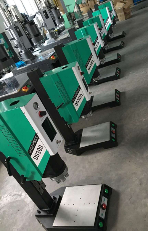 35k/600w超聲波塑料焊接機(jī)